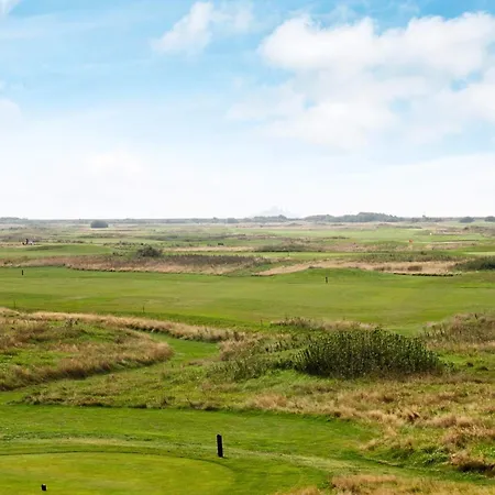 Panoramic Golf View Retreat - By Traum Sønderby