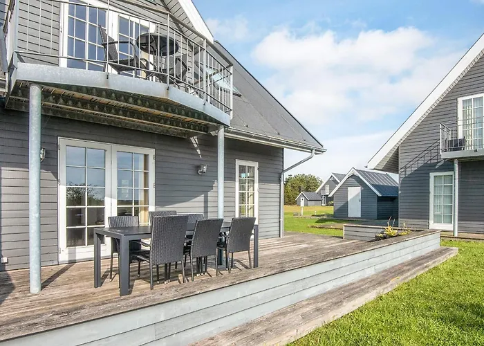 Panoramic Golf View Retreat - By Traum Sønderby